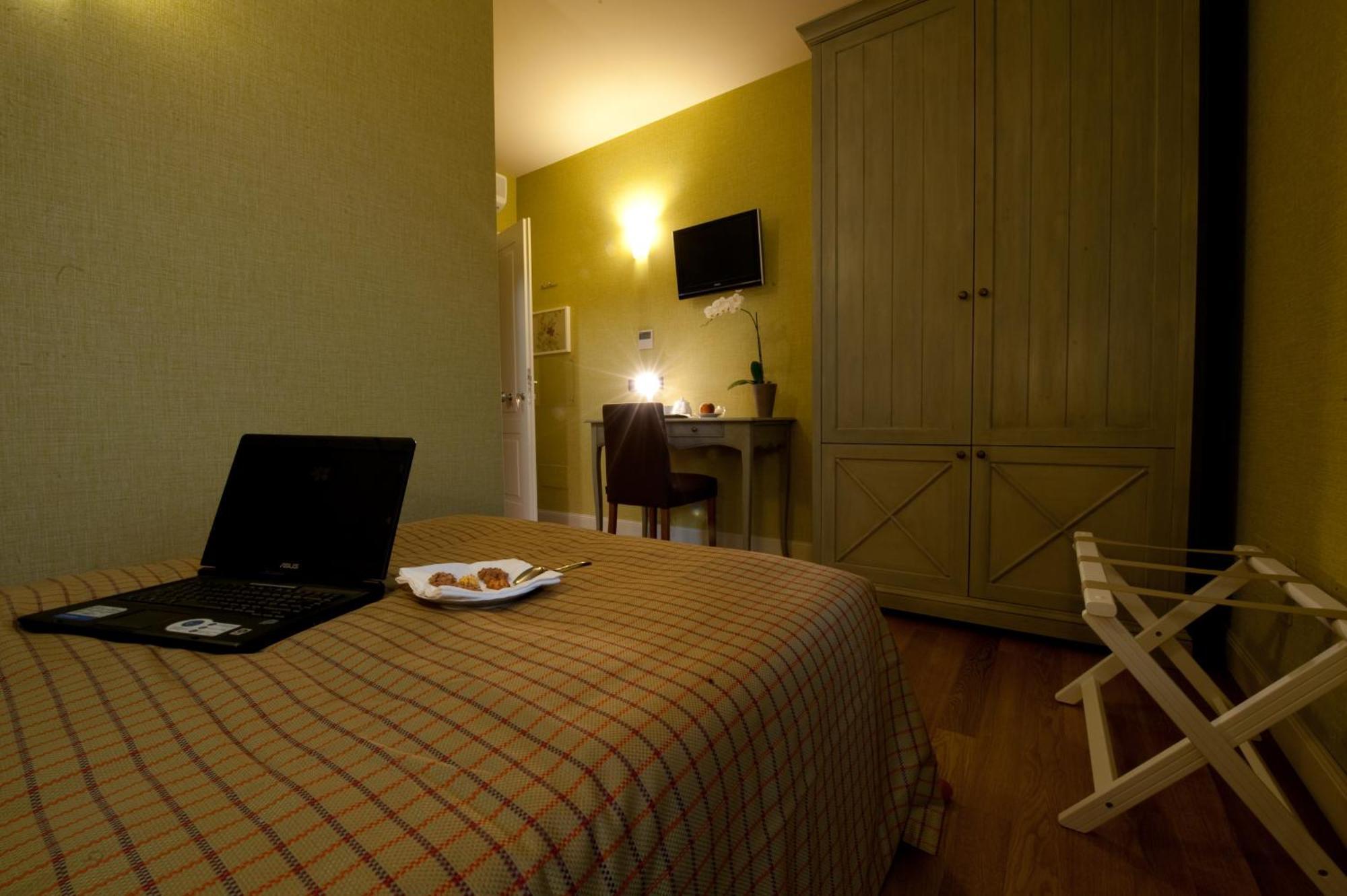 Hotel Locanda Stendhal Colorno Zewnętrze zdjęcie