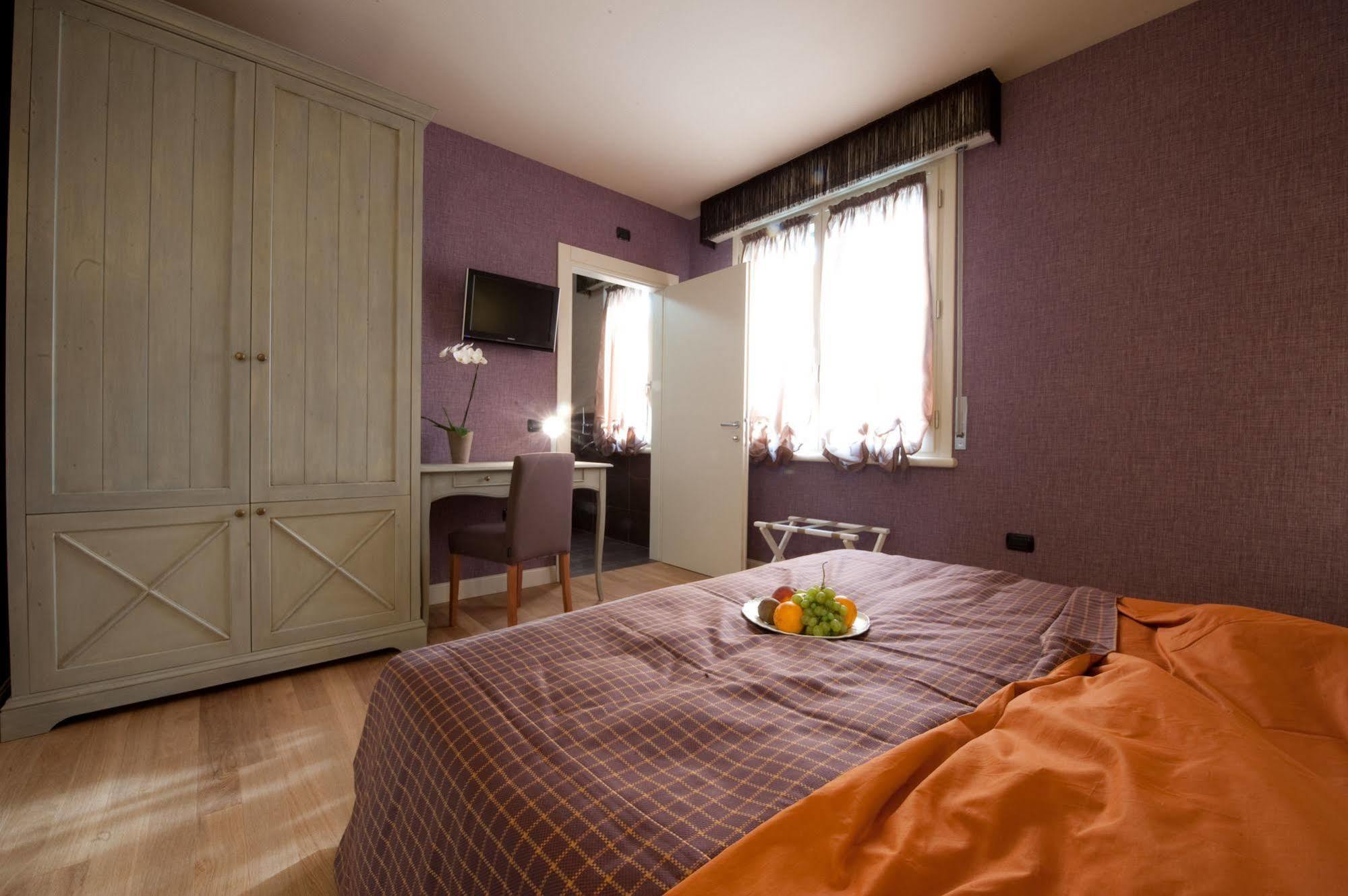 Hotel Locanda Stendhal Colorno Zewnętrze zdjęcie